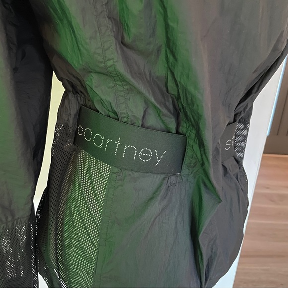 Adidas by Stella McCartney lightweight windbreaker in black, small - Picture 15 of 16